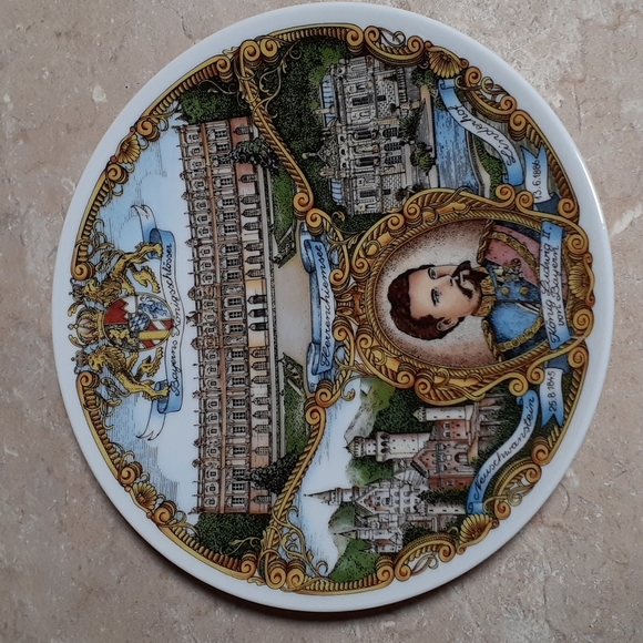 Decorative Plate of König Ludwig the Second, w/Hanging Attachment - Picture 1 of 8